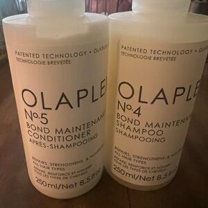 OLAPLEX No.4 and No.5 Bond Maintenance Duo